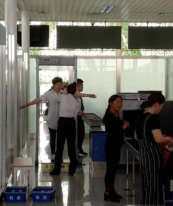 乘坐飞机要哪些程序?