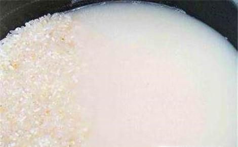 筷子发霉怎么弄干净（筷子发霉了怎么去除）