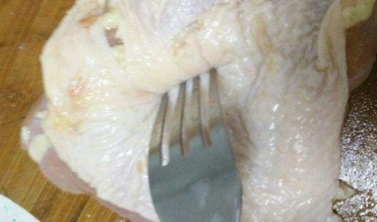 快速解冻鸡腿的方法