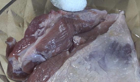 1分钟快速解冻肉的方法