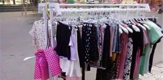 摆地摊卖衣服怎么起步