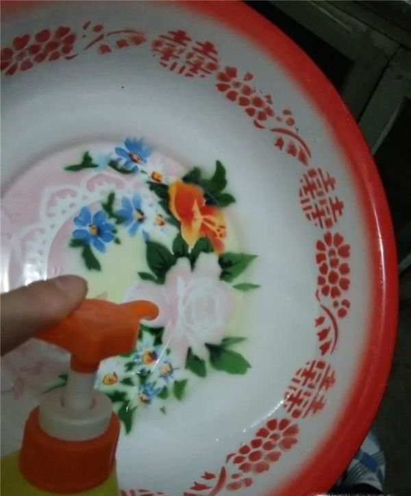 如何清洗鞋带而不伤害鞋带