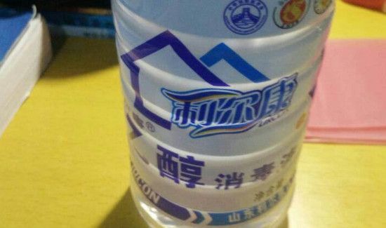 95%酒精稀释加什么水?