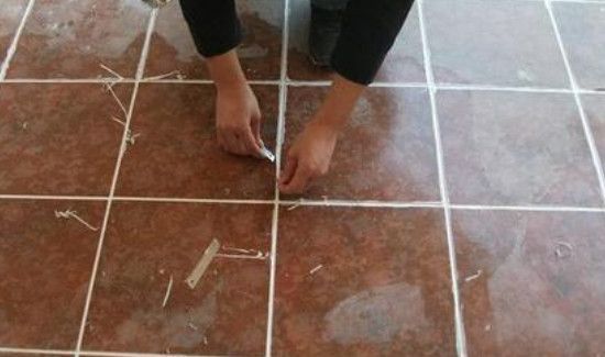 地板砖缝隙大小不一样怎么办