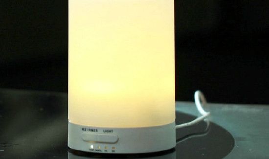 迷你加湿器灯亮但不出雾怎么办