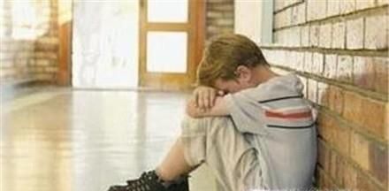 自卑的人有哪些表现