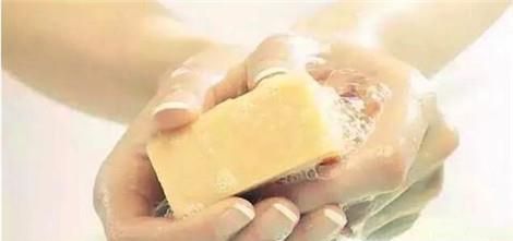 大姨妈弄到褥子上又不想洗？哈哈这里有妙招。