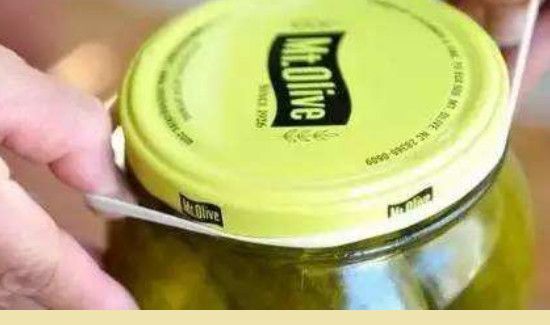 怎么打开罐头瓶盖