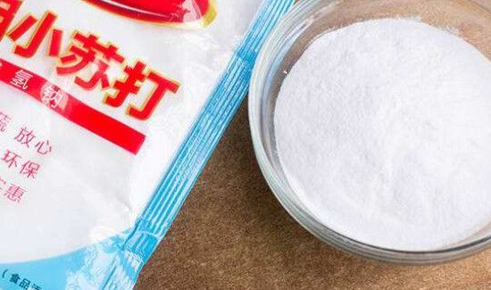 食用小苏打是酵母吗