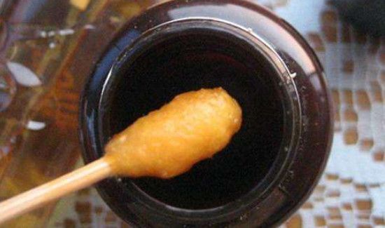 蛋黄油内服有什么危害