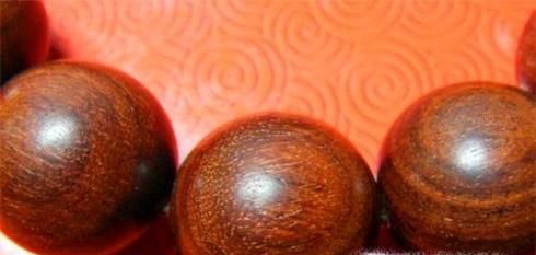 血檀与小叶紫檀的区别