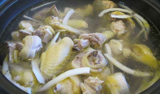 椰子鸡汤的功效和禁忌