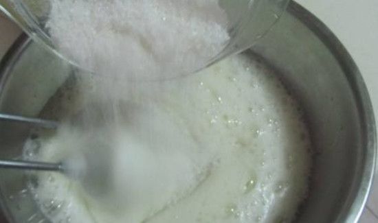 怎么用筷子打发蛋白