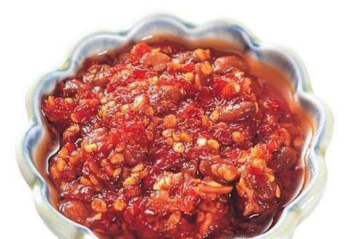 新买的辣椒酱之类的密闭瓶盖拧不开怎么办？