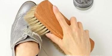 皮鞋怎么擦才亮呢？