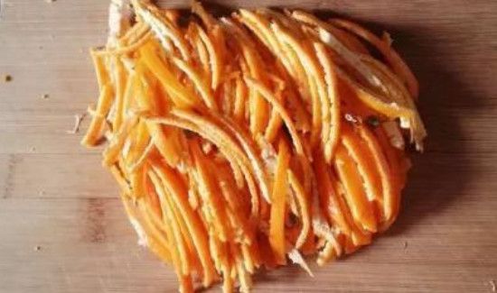 橘子皮掉色染手正常吗