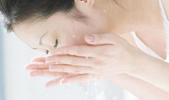 白糖水洗脸有什么作用