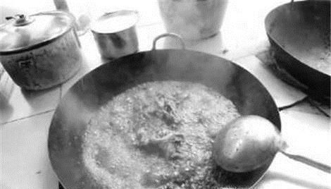 屋子里有异味怎么办