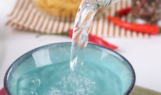 白醋可以代替香醋吗