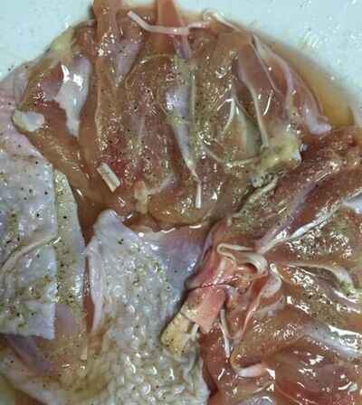 自制烤鸡肉串（含鸡腿剔骨方法）