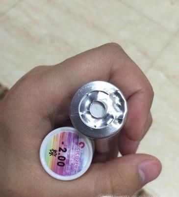 美瞳瓶子怎么打开