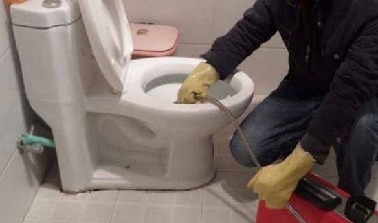 茶叶倒进马桶会堵住吗