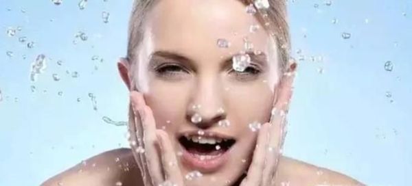 怎么正确用盐洗脸？