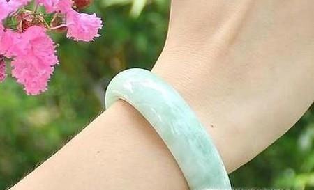 戴玉有哪些规矩？