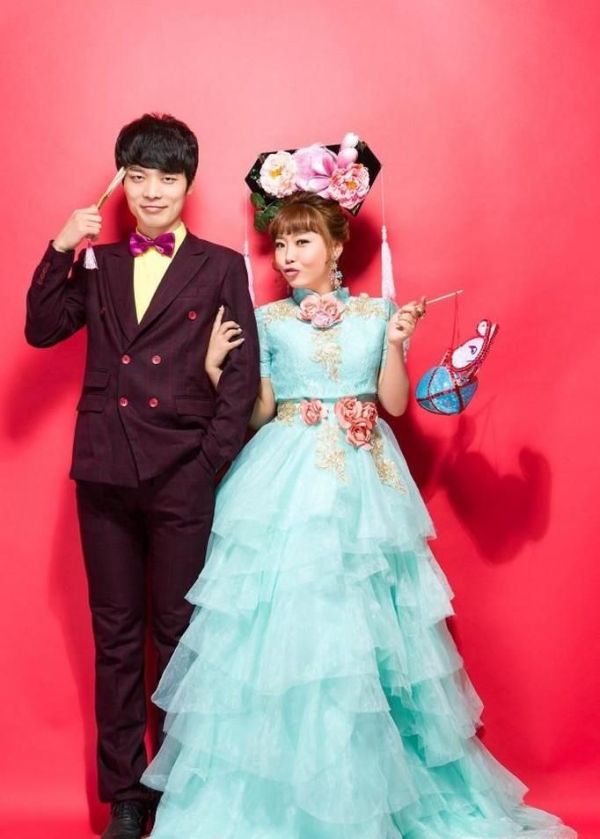 拍婚纱照怎么选衣服