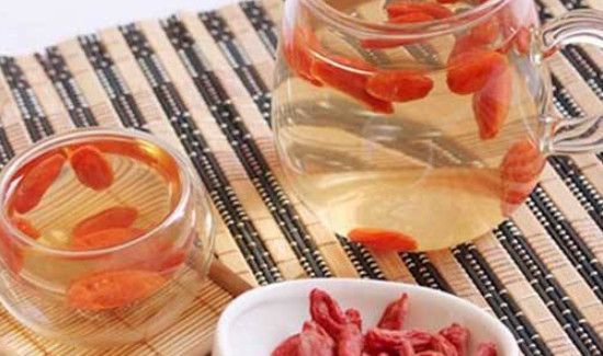 蜂蜜加枸杞泡水的功效