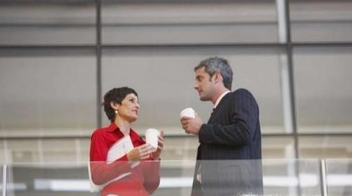 怎么和比自己优秀的人打交道？