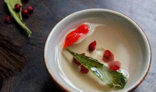 枸杞五味子泡水的功效