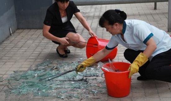 玻璃打碎了怎么处理