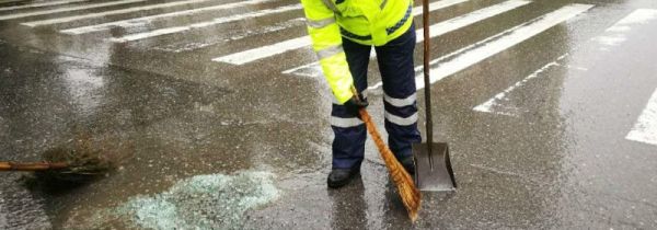 玻璃打碎了怎么处理