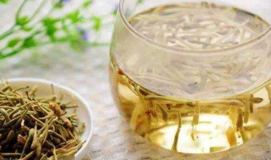 金银花和黄芪能一起泡水喝吗