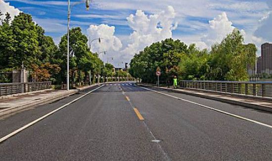 柏油路和沥青路的区别