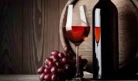 如何选购红酒