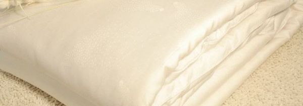 丝棉被能用洗衣机洗吗