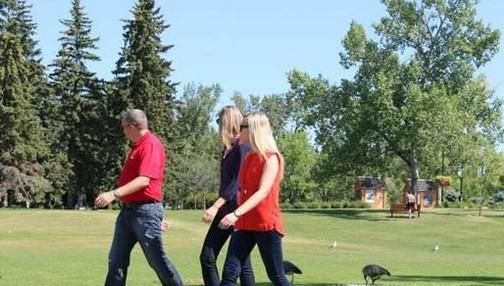 怎么解决吃完饭就特别困的情形？