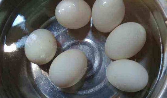 咸鸭蛋里的酒味咋去除