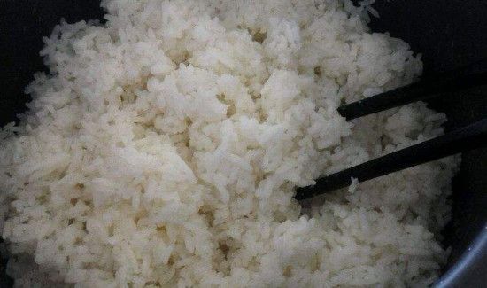 米饭放冰箱6天能吃吗