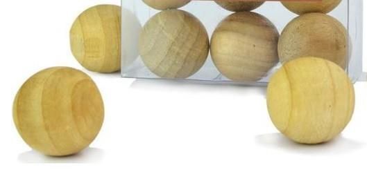 如何正确使用樟脑丸？衣服有樟脑丸味道怎么办？