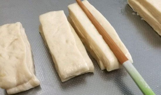 炸油条放碱还是小苏打