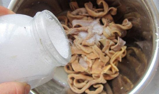 鸭肠怎么去除腥味