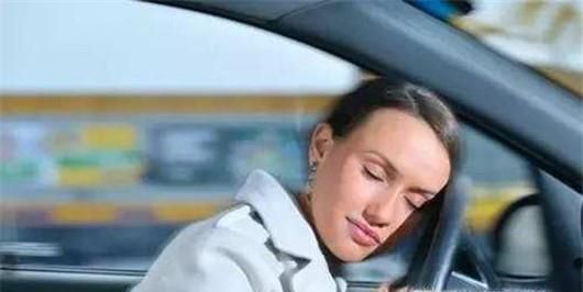 造成交通事故的常见原因