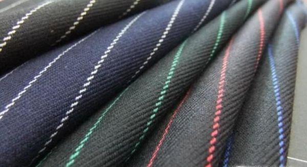 定做西服时选择什么样的面料好?