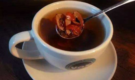 蒲公英可以和什么一起泡水喝