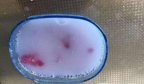 怎样洗掉衣服上的油