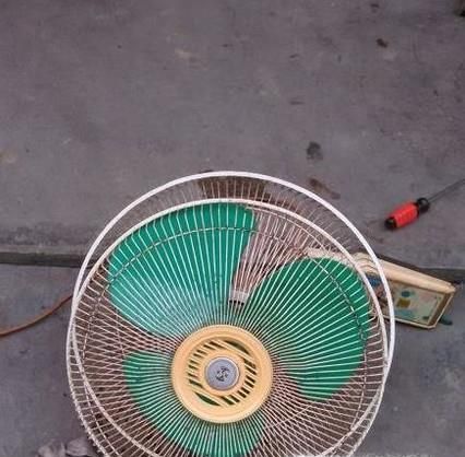怎么拆洗家用电风扇