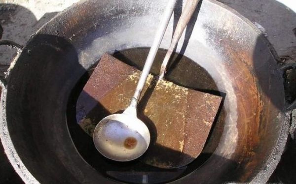 养蚕的时候怎样抽取蚕丝呢？